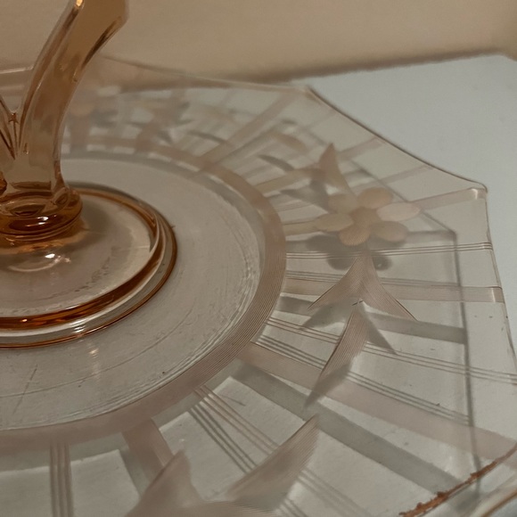 Pink Depression Glass Platter - Picture 3 of 5